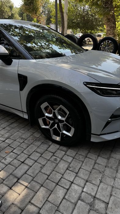 Продаю BYD Song L