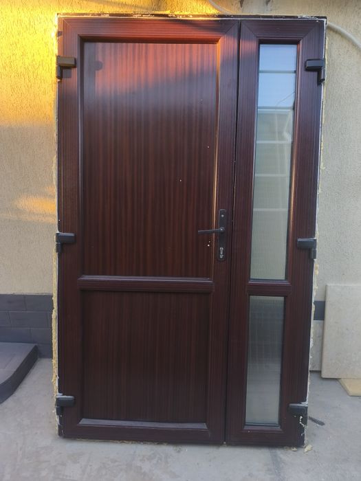 Usa intrare în casa