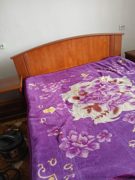 Кровать двуспальная