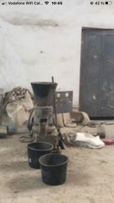 Vand instalatie fabricat peleti de 8 mm …6000 euro