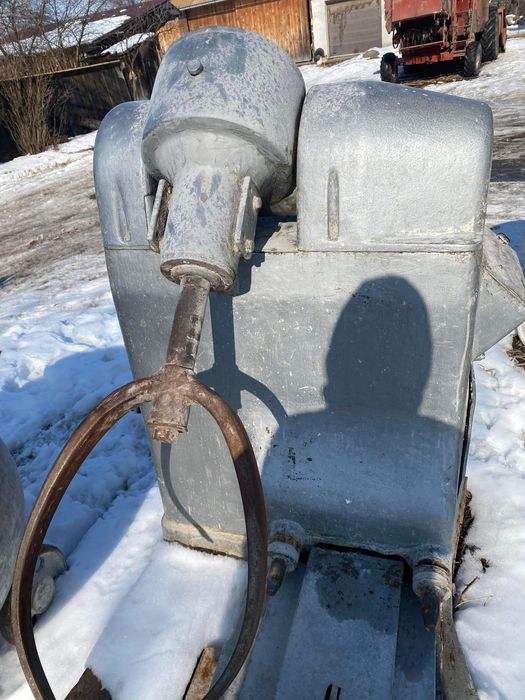 Malaxor aluat paine industrial 2trepte functionabil! Cu 2 vasuri 300li