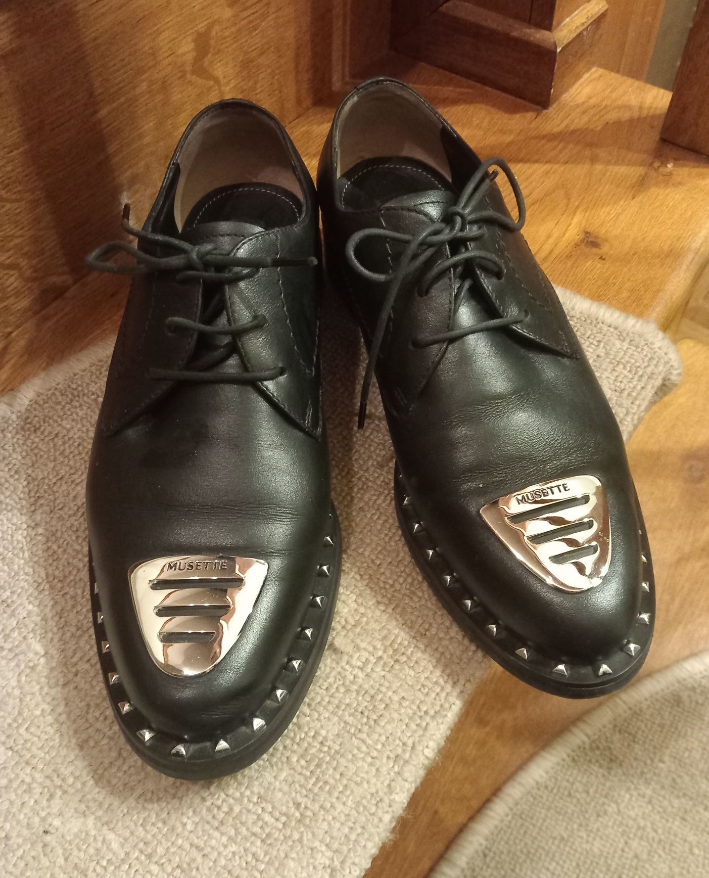 Pantofi Musette cu siret