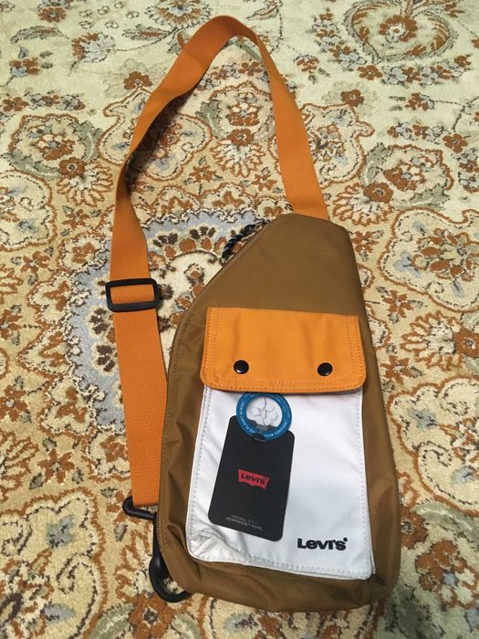 Наплечная сумка Levi's