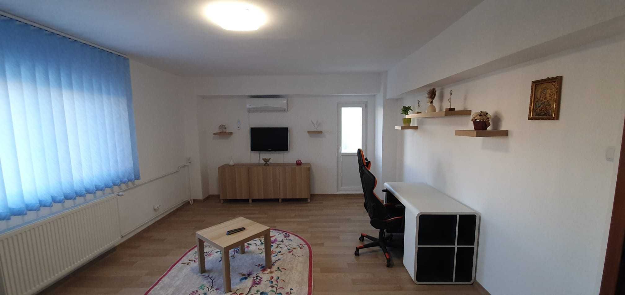 Particular vand apartament doua camere in Cartier Aviatiei
