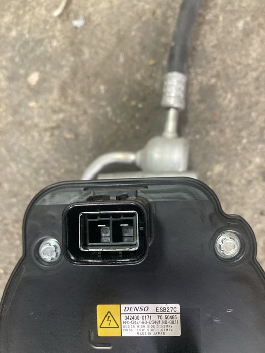 Toyota Rav 4 XA50 2.5i Hybrid 2020 година Компресор Климатик