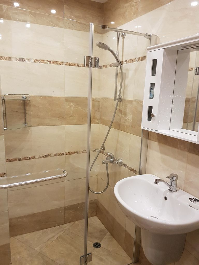 Дава се под наем Двустаен апартамент в Варна, Спортна зала - 55 кв.м за 510 € - Снимка #4