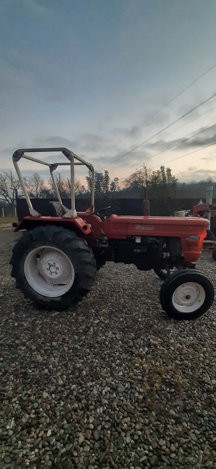 Tractor Fiat 420