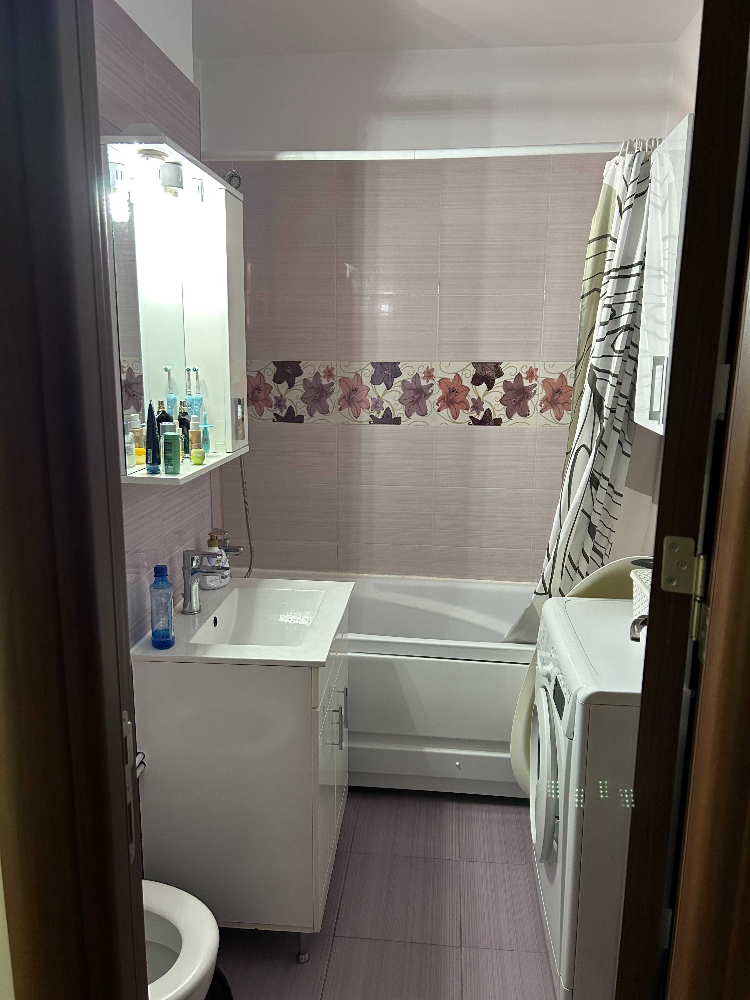 Apartament 3 camere- mobilat-metrou Râul Doamnei