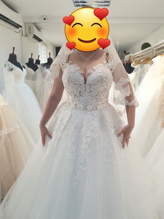 Rochie de mireasă!