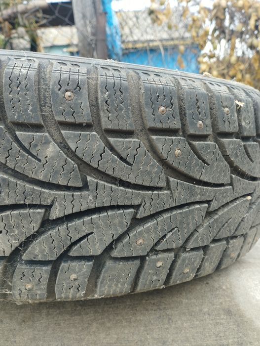 Продам шины в отличном состоянии