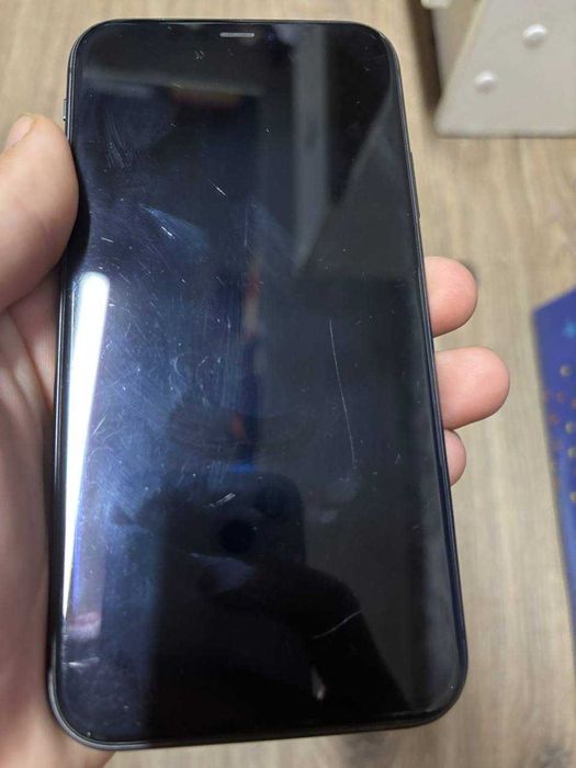 IPhone 11 128gb akb 70%