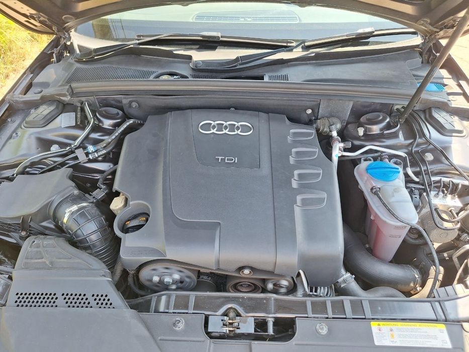 Dezmembrez AUDI A4 IV Avant 8K5, B8 2011 2.0 TDI CAGA 105KW|143HP
