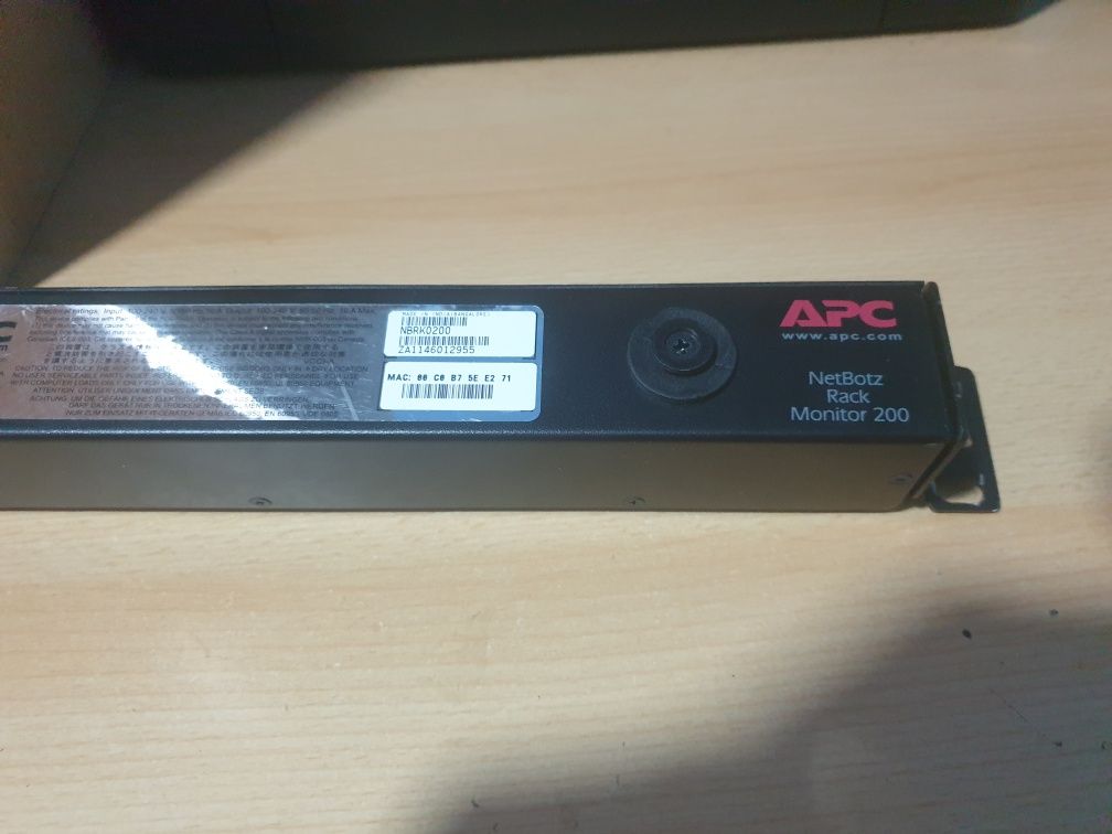 Accesoriu UPS APC NBRK0200 NetBotz Rack Monitor 200