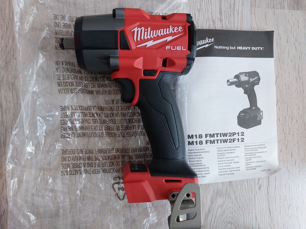 Pistol impact mediu milwaukee M18 FMTIW2F12, 900 nm, cupla 1/2, nou