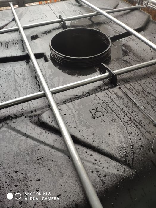 Rezervorare negre,albe 1000 l /600 l curate igienizate corbu cta trans