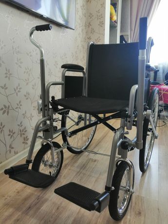 Инвалидная коляска рычажная