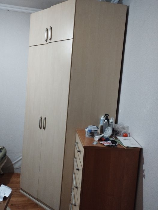 Продам гардероб, шифонер большой и очень удобный