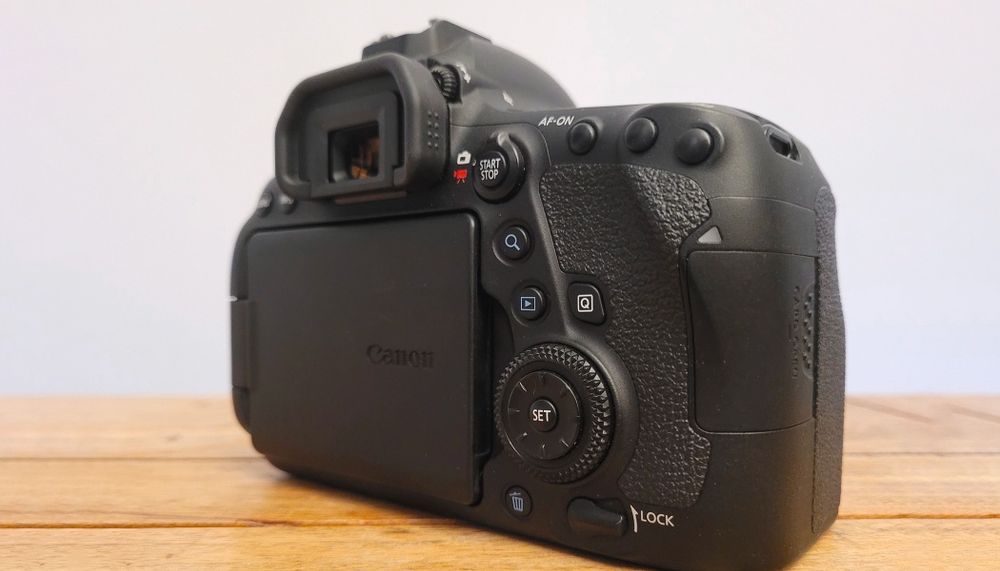 Canon 6 d mark 2
