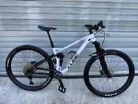 Vand cube stereo full suspension