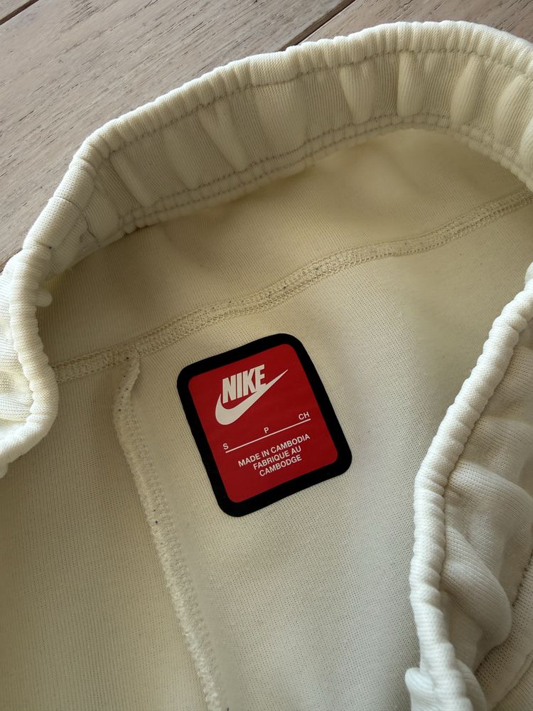 Nike Tech Fleece