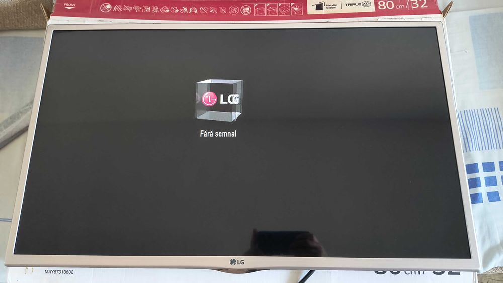 Televizor LED LG, 80 cm, 32LF561V, Full HD