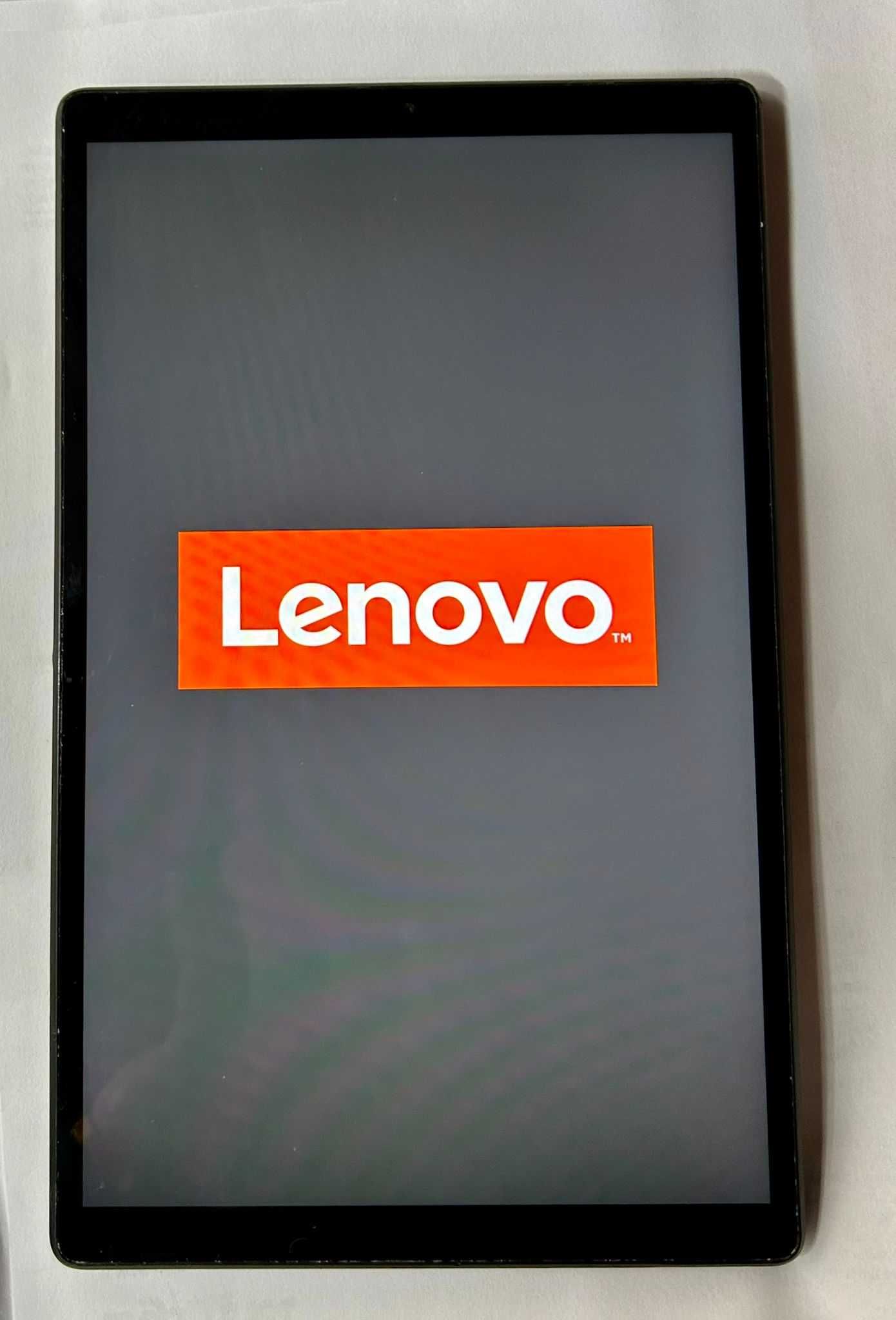 Vand tableta Lenovo M10 HD 64 gb ram 4gb cu cartela sim si wifi