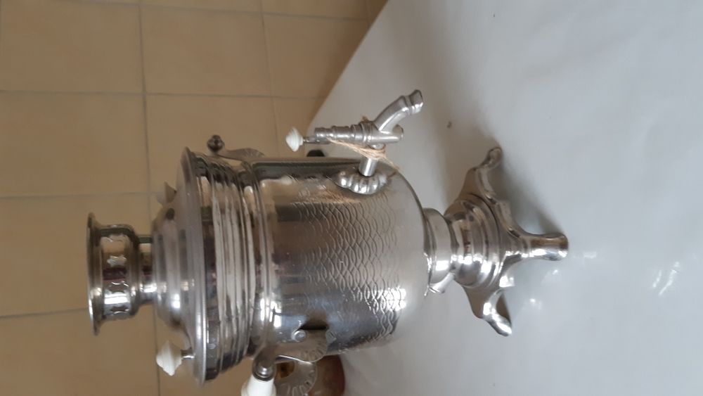 Продам добротный электр.самовар