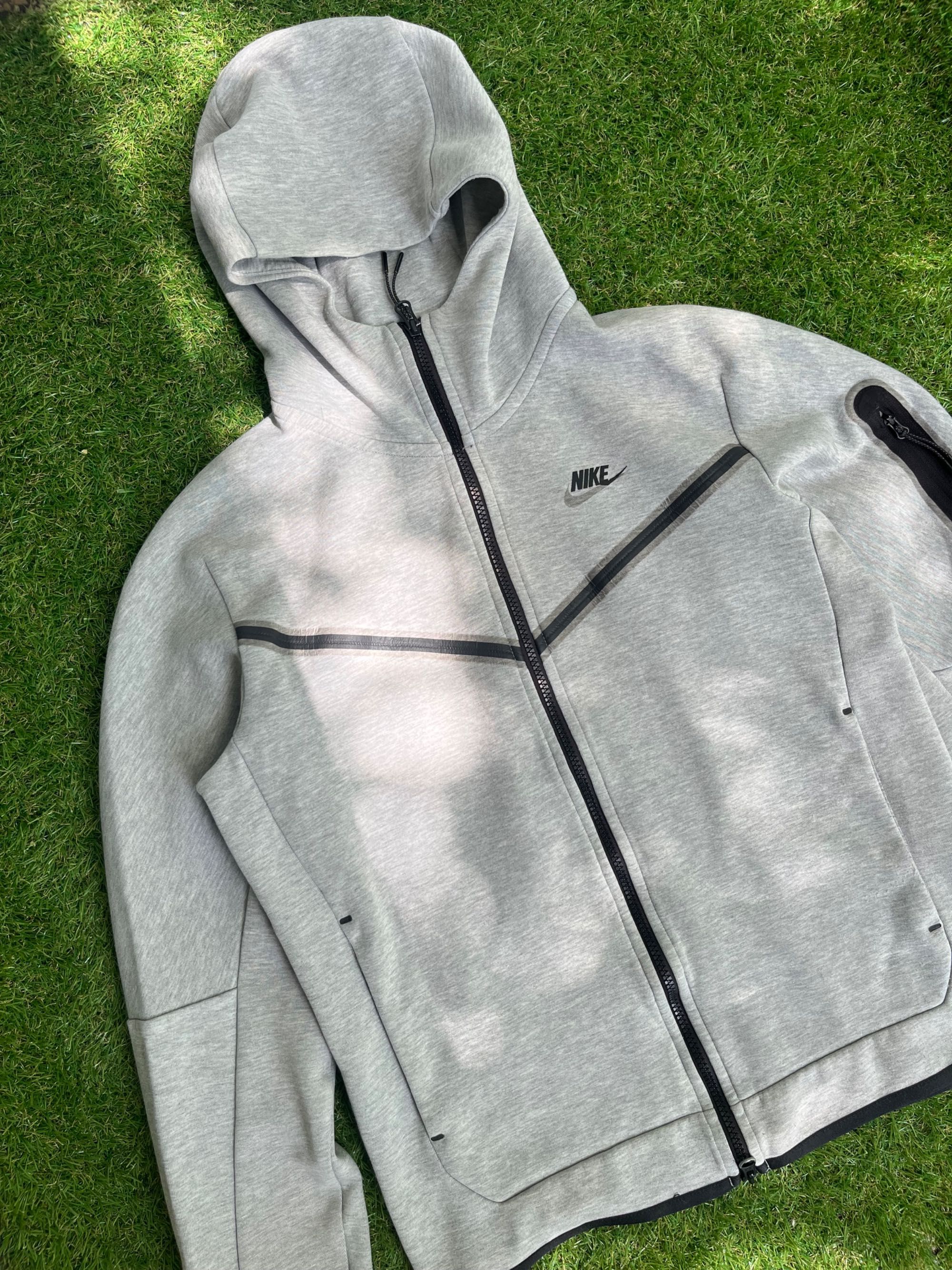 Мъжко горнище : NIKE TECH FLEECE