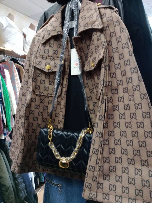 Дамска оригинална пелерина GUCCI