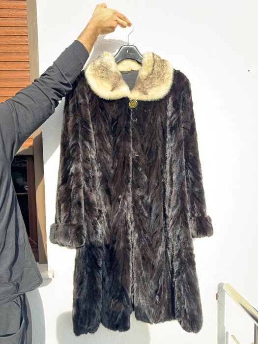 Haina de blana naturala din nurca, palton