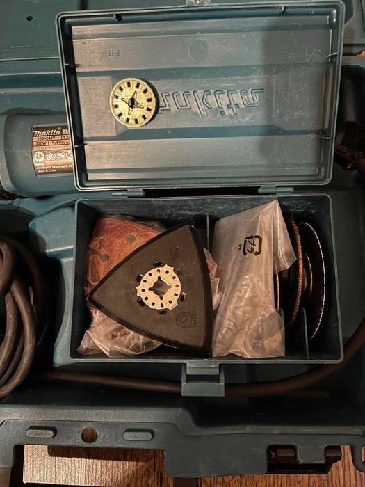 Makita TM3000CX3 320W Мултитул с 62 аксесоара