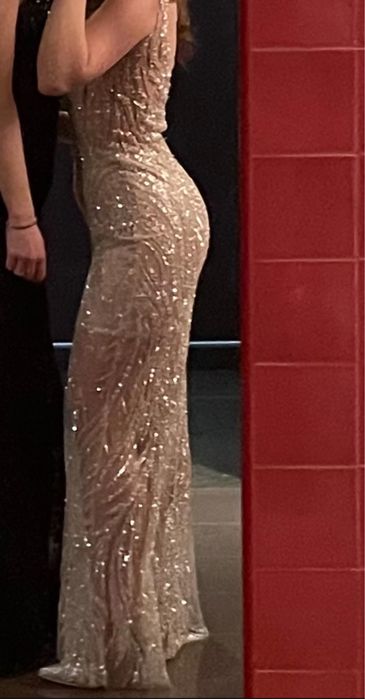 Бална абитуриенска рокля