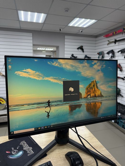 Монитор Samsung S24G33TFWI TM79