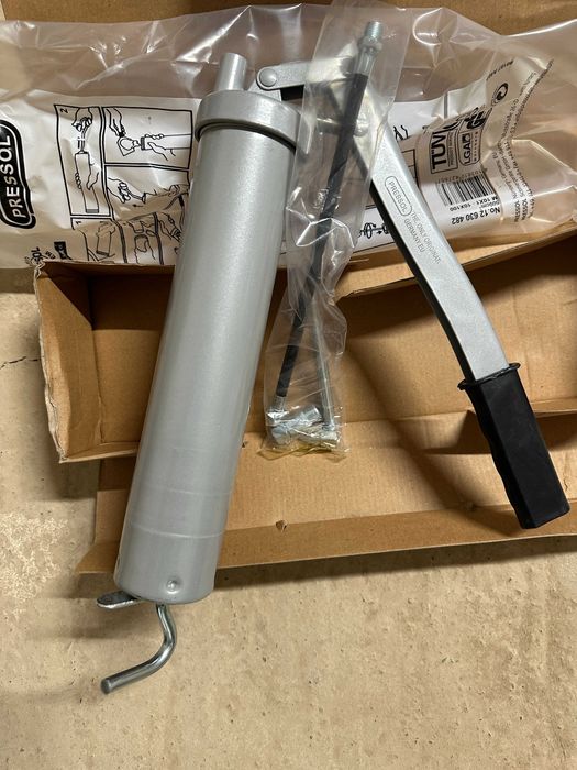 Pistol de gresat cu pârghie manuală si furtun - PRESSOL