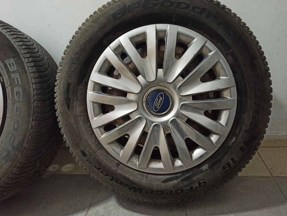 Jante tabla 16 originale Ford+anvelope iarna