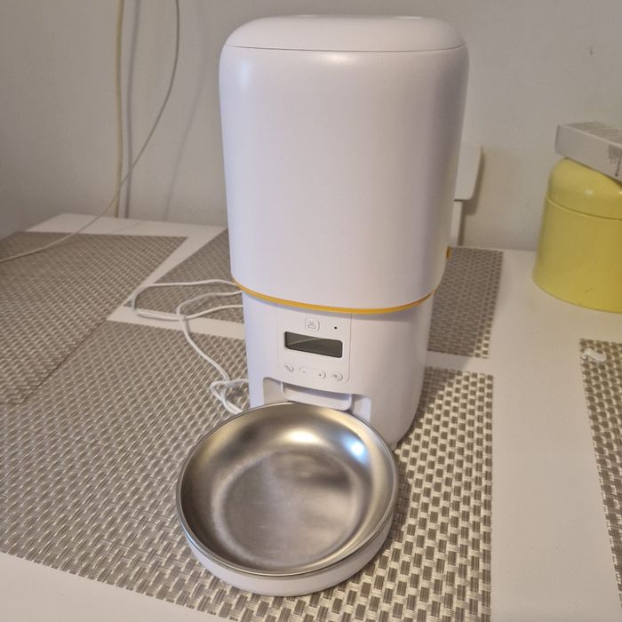 Dozator  automat Pisicute