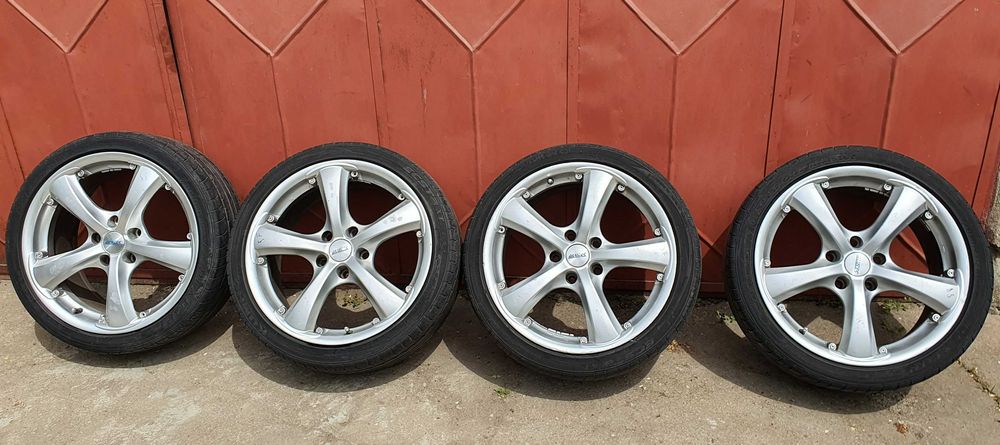 Roti formate din Jante Alutec R18 cu anvelope Dunlop SportMaxx