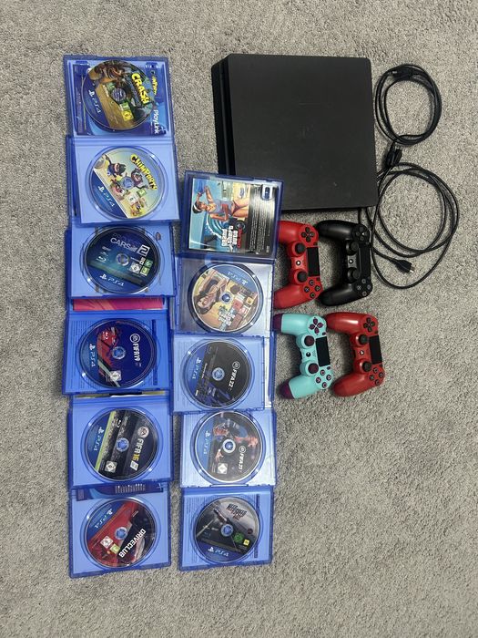 Ps4 slim + 10 jocuri
