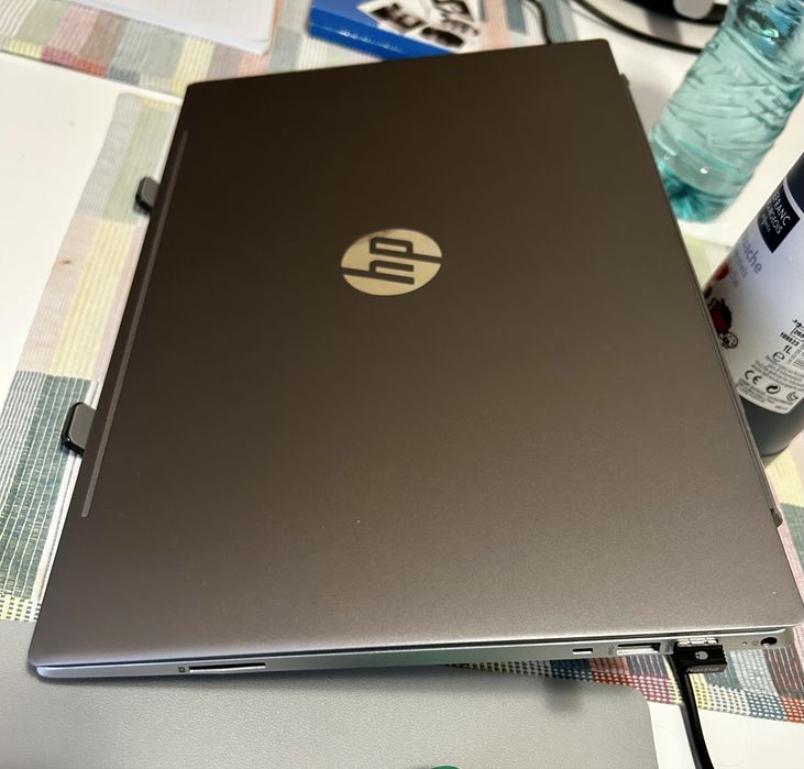 Laptop HP Pavilion procesor Intel® Core™ i5 cu Win 10