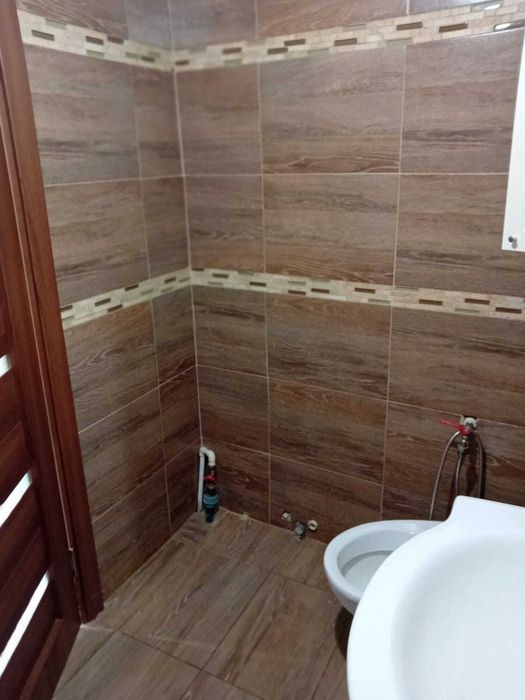 Inchiriez casa in TOMESTI