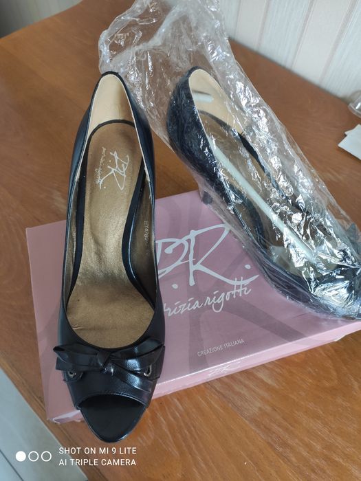 Pantofi mărimea 40 Noi