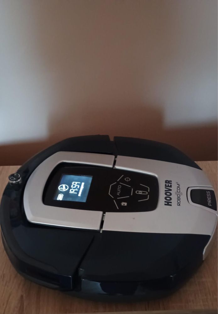 Hoover robot cu telecomanda, fara wifi, fara spalare