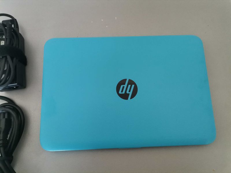 Лаптоп - HP Stream 14 14.1" Celeron N3060