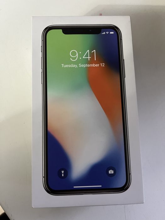 Продам ipone 10 СРОЧНО