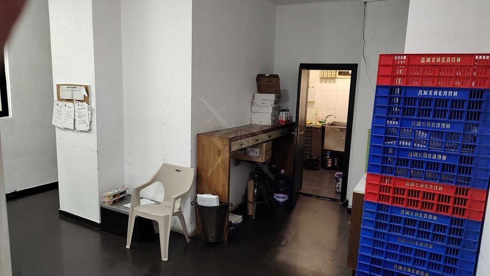 Продава се Магазин в Бургас, Център - 105 кв.м за 1970 €/кв.м - Снимка #4