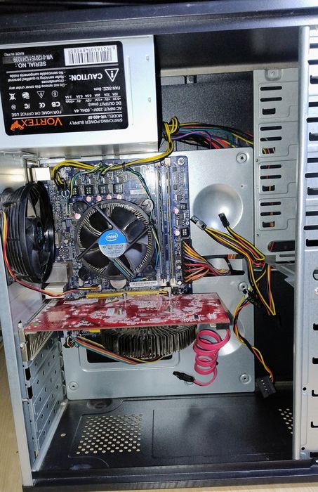 Продам или Обменяю на Монитор от-22дюймов.Или на SSD Диск - 1 TB.