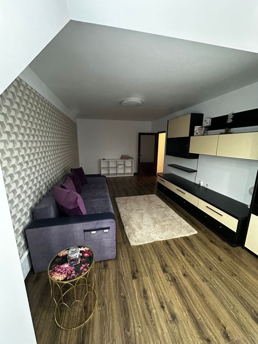 Apartament 3 camere decomandat zona DAVA