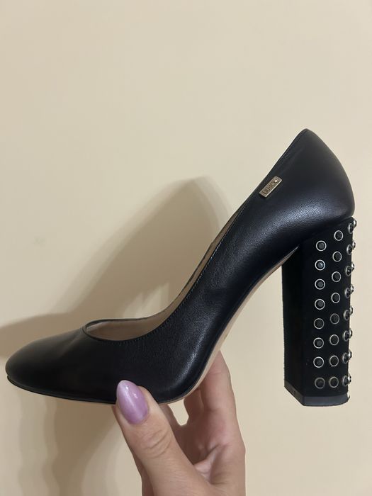 Liu Jo—-37 н-Елегантни обувки ЕСТЕСТВЕНА КОЖА