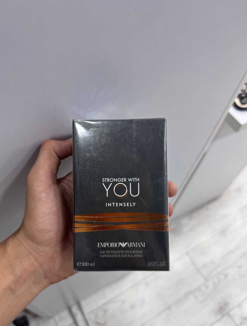 Empoiro Armani Stronger With You