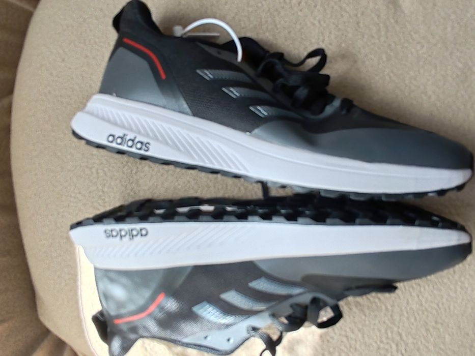 Adidas  mărimea 41 25,5